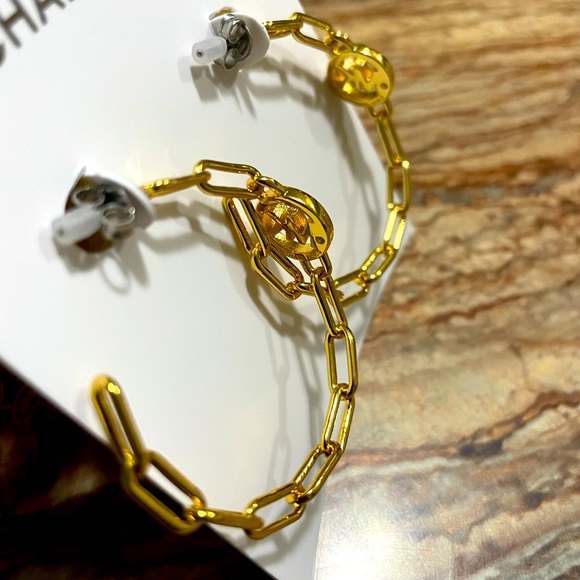 Michael Kors Gold Tone Chain Link Open Hoop Earrings MK Logo Frontal Hoop - Picture 6 of 7